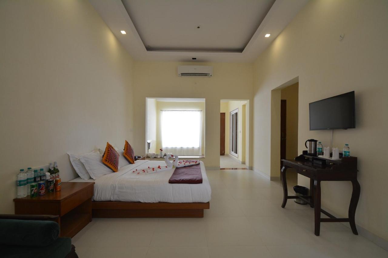 Aaram Baagh Pushkar By Pachar Group Hotel Exterior photo